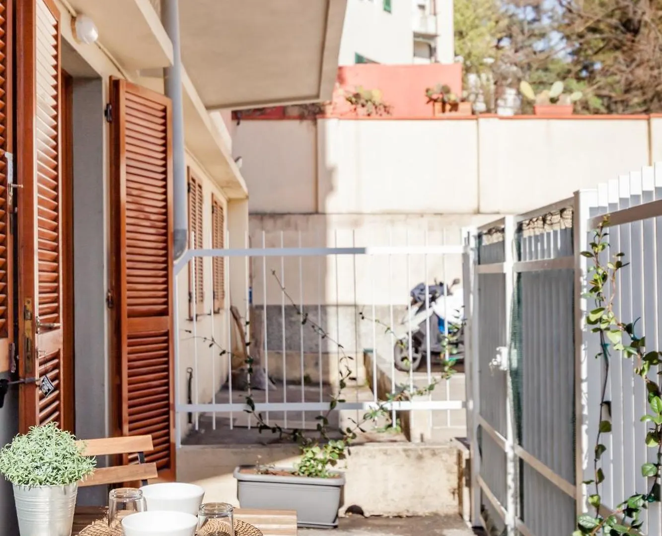 Apartamento Open The Classic Wooden Shutters At A Cozy City Nest Florencia